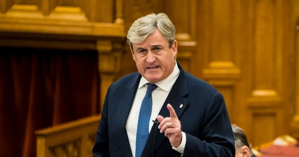 A benzinkutasoknak üzent a kapitány: oldják meg!