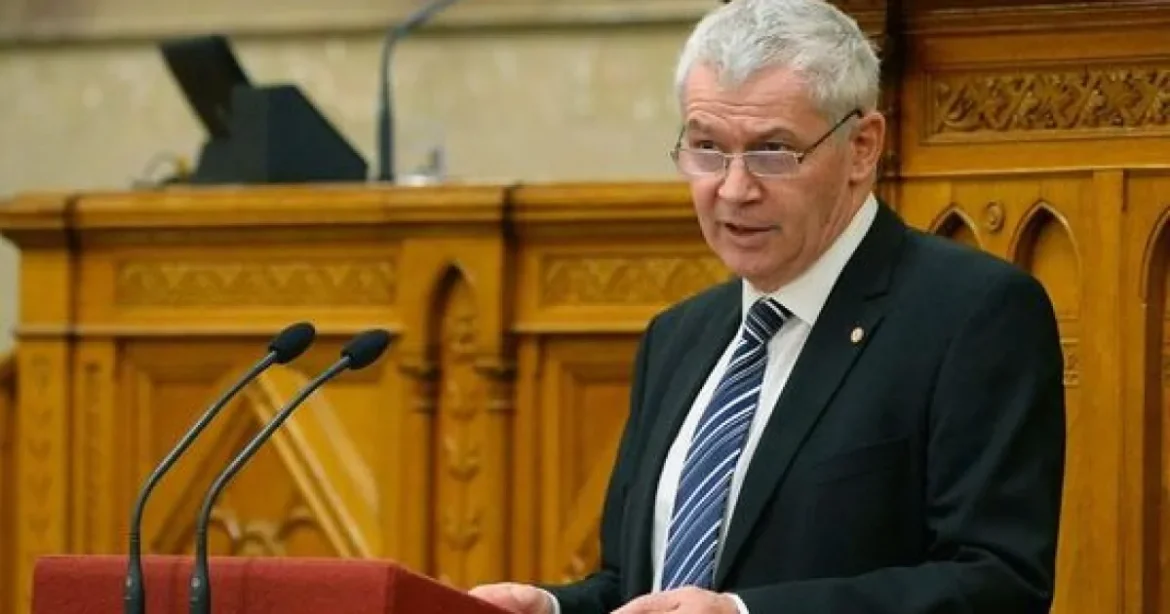 Hankó Balázs mentelmi jogának felfüggesztése, a Fidesz bojkottálja az ülést