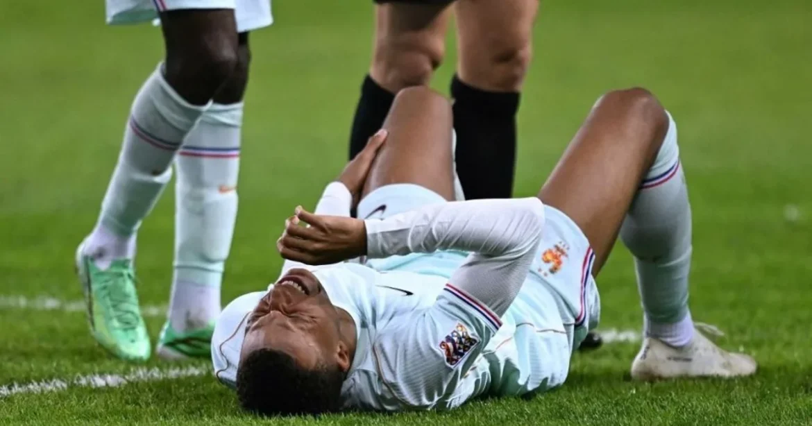 Mbappé betalált, de megsérült – pánik a franciáknál