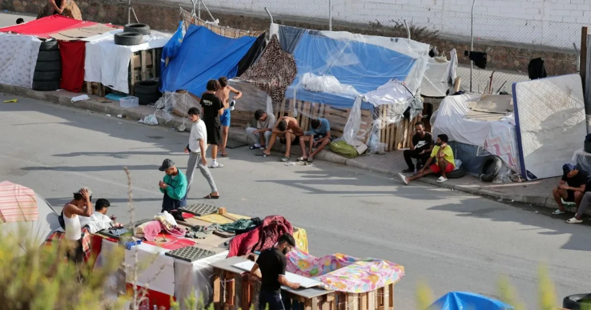 Ceuta: megtisztítják az utolsó strandot a spanyol király és királyné érkezése előtt