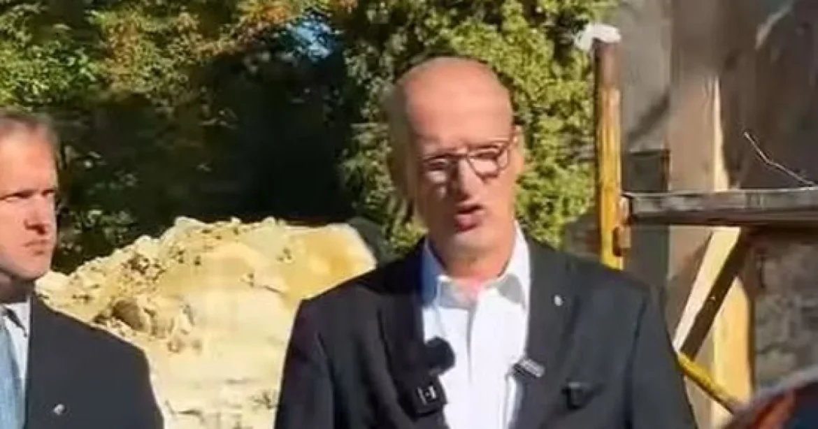 Forsthoffer Ágnes Rómából hazatérve elmondta, miért maradt ki cége a vagyonnyilatkozatból