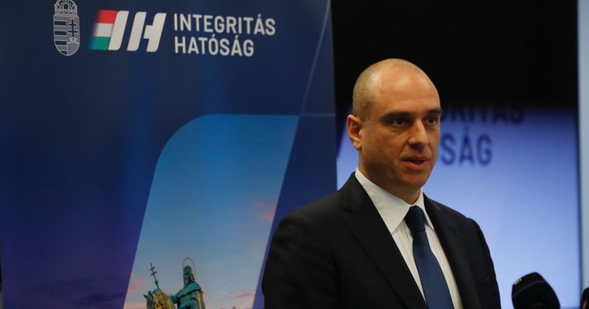 Két éve elhunyt Potápi Árpádot is listázta az Integritás Hatóság