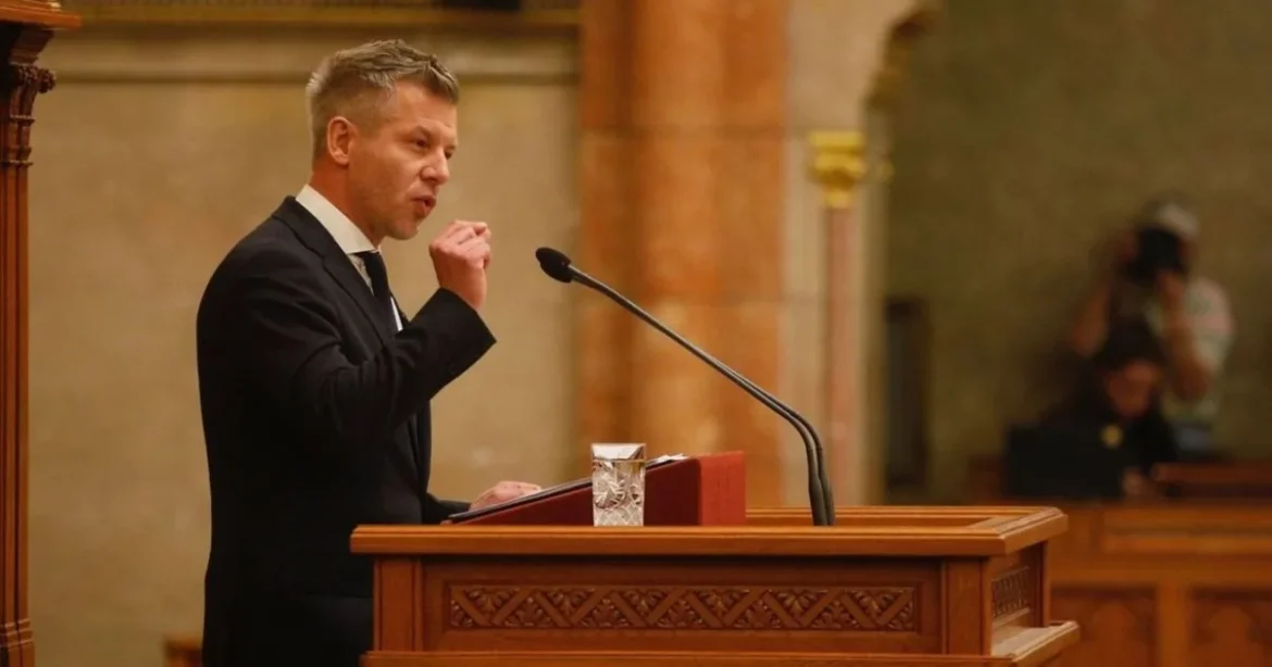 Magyar Péter: tudatos döntés volt a 14. havi nyugdíj második részének elvétele