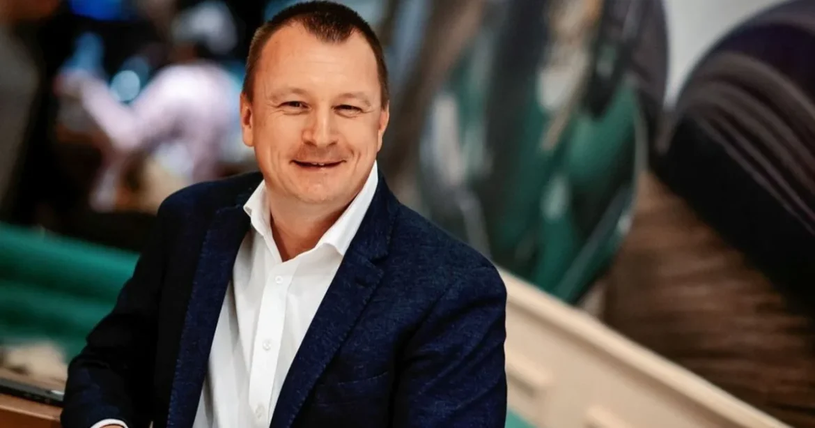 Szujó Zoltán lemond a Magyar Nemzeti Autósport Szövetség éléről